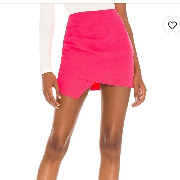 Superdown Valencia mini skirt in hot pink - Picture 1 of 6